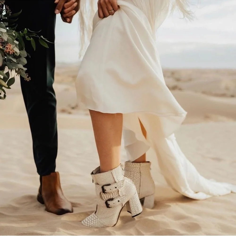 NIB Freebird by Steven Joey Textured Cream Boots Size 10 - Picture 2 of 2